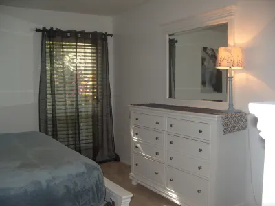 Sunshine Getaway Vacation Rentals! Hotel in zona Edison & Ford Winter Estates