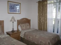 Luxury Villa - Pool, LCD TVs , Free Internet On Disney's Doorstep !!