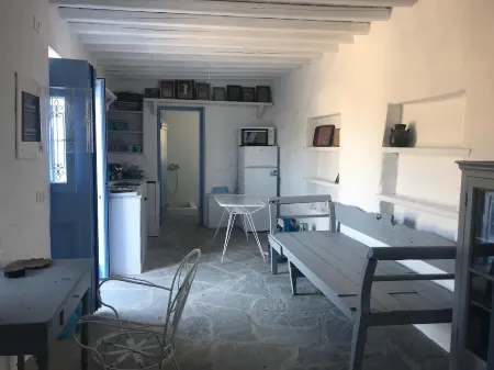 Charming Cycladic Farm Отели в г. Милос