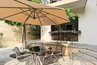 Charming 4-bedroom house with AC and WiFi in delightful La Crucecita Huatulco