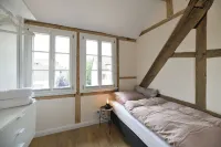 Großes Appartement mit Sonnigem Balkon Blick in den Innenhof