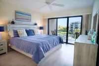 Ocean Drive Oasis in Vero Beach - 2br/2ba  - mere steps to everything!!! Hotels near Vero Beach Dog Park