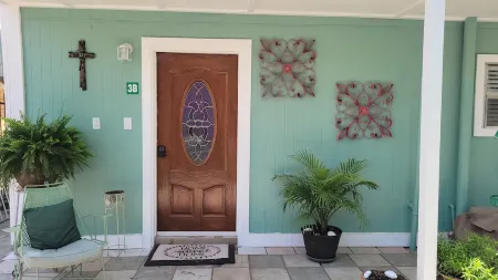 Downtown & Southtown leisure district, trendy cafe's, restaurants,  bar's