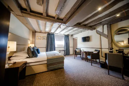 The Legacy Rose & Crown Hotel