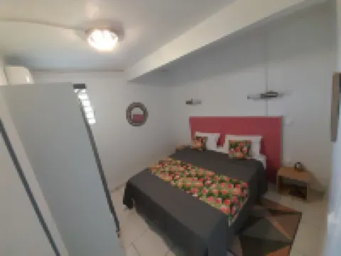 Très bel Appartement Neuf et Luxueux Hotels in 