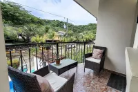 Modern, bright, fully-equipped condo in the best area in Coco close to the beach
