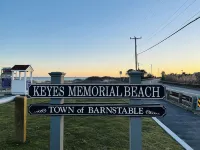 Studio COTTAGE # 2- WALK to Keyes Memorial BEACH Barnstable- Hyannis