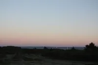 Oyhut Bay  *Spacious 2BR/2BA+ Den Free WiFi Big Kitchen Gas Fireplace