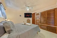 CASA KIM WHOLE HOUSE