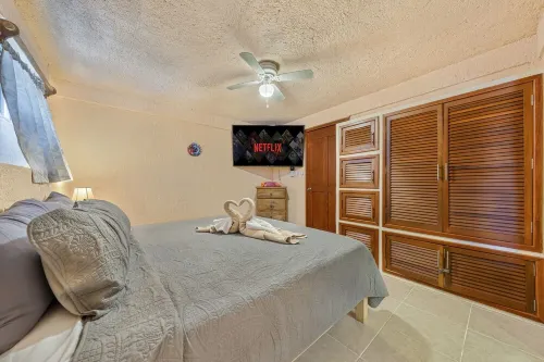 CASA KIM WHOLE HOUSE