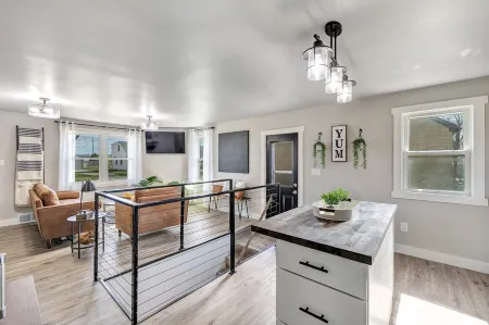 Cottage Grove near Lambeau!