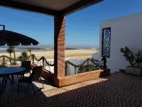 PRETTY VILLA FEET IN WATER WELL FURNISHED Hotels in Mohammedia