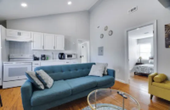 Bright 2Br Newark Retreat  Workspace & Easy Parking