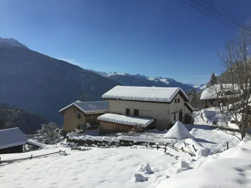Chalet in the heart of the Haute Tarentaise. Sleeps 11-13