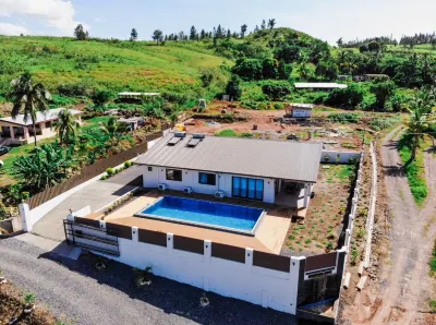Poolside Paradise in Valele, Ba - 2 Bedroom, 2 Bath Villa Hotel a 
