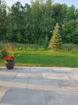1Bed  1Bath Apartment  Quiet, close to park, beach,  biking and walking trails