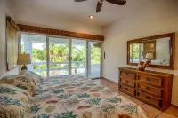 5-Star Experience! Oceanfront Villa w/ Private Beach + Pool, Snorkelling 住宿飯店