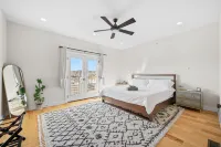 Spacious & Quiet, 5 Min Walk to Main St, Rooftop Lounge! Hotel in zona Morris Arboretum of the University of Pennsylvania