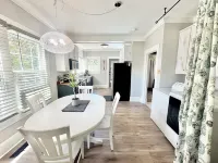 1918 Downtown Cary w/ 4BR+3BA ~ walk 2 new park shops breweries & restaurants!