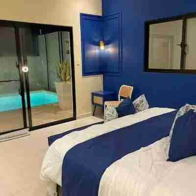 Fanta Sea: Luxe Villa, Pool, 4 Min Drive to Beach Rooms