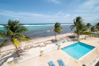 Ocean/Beachfront - stunning views! Seabreeze Villas