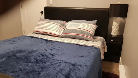 Pleasant 1 Bedroom Private Suite in the Meadows