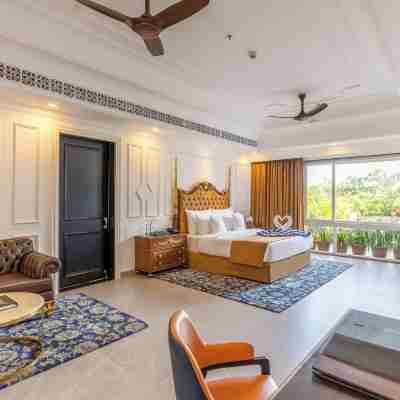Mayfair Palm Beach Resort Rooms