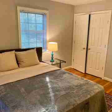 2Br Arlington Walk to Metro, mins to Whitehouse Rooms