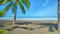 Beautiful beachfront home with a private pool in between Jaco & Manuel Antonio.