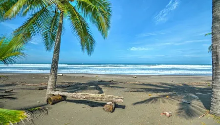 Beautiful beachfront home with a private pool in between Jaco & Manuel Antonio.