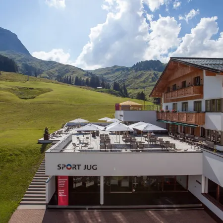 Hotel Steffisalp - Ski-in & Ski-Out am Arlberg