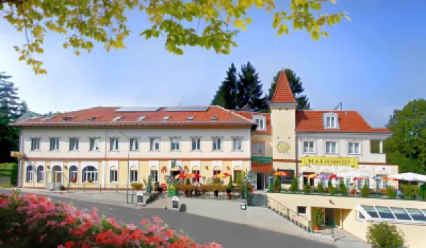 Hotel-Restaurant Marienhof Hotel di 