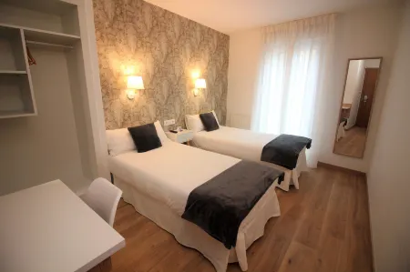 Hotel Vilagarcia Отели в г. Vilagarcia de Arousa
