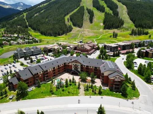 Newly Remodeled, Open Layout, with Incredible Views - CS302