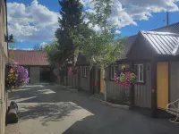 Gannett Peak Lodge Hotels in Sublette County