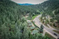 Colorado Bear Creek Cabins Hotels in Evergreen