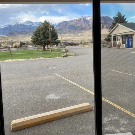 Green Creek Inn and RV Park