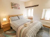 Hendoll Barn Hotels in Llangelynin