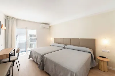 Hotel RH Sol Hotels near Benidorm Island