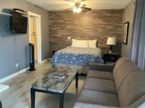 Riverside Motel Hotels in Alberni-Clayoquot