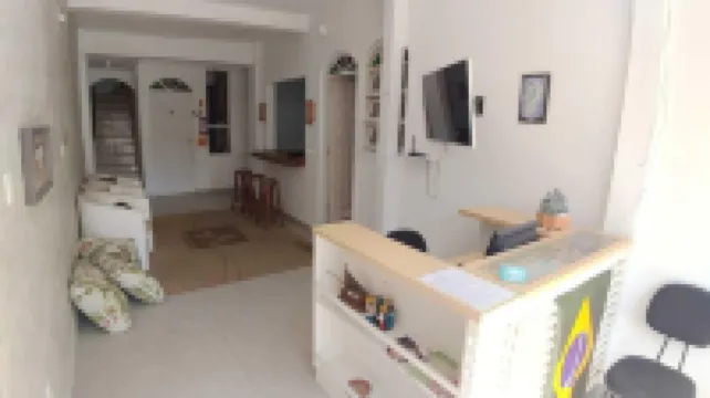 웨이 업 호스텔