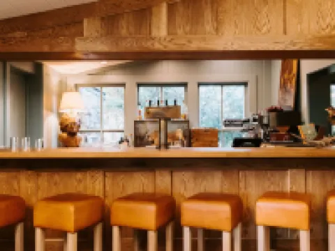 Highlander Mountain House Hotels in Highlands