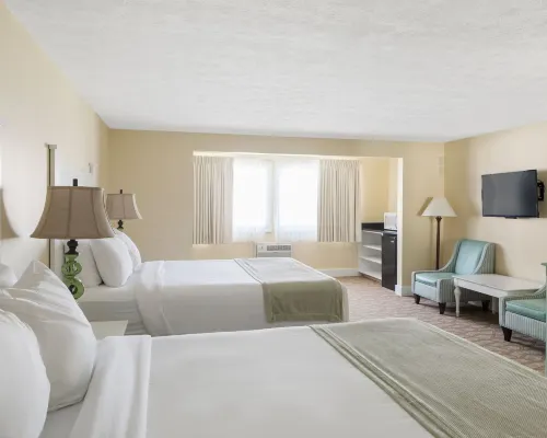 Colonial Inn Hotels near Ogunquit Memorial Library