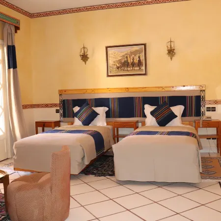 Hotel le Tinsouline Отели в г. Стара-Загора