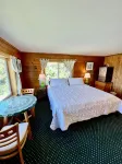 Deer Harbor Inn