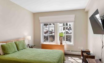 Passage Point 405 Condo