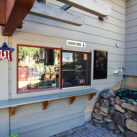 2 Br 2 Bath Mountain Condo