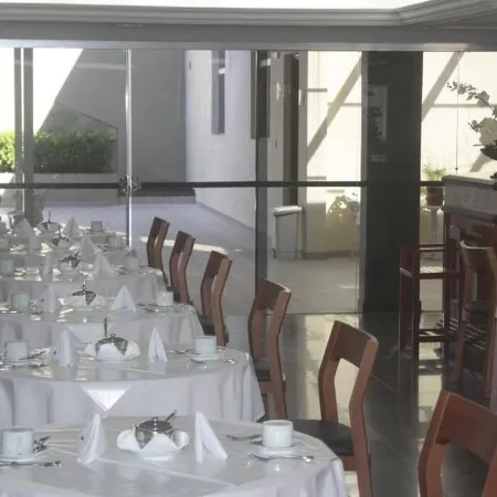 Biazi Plaza Hotel Отели в г. Бауру