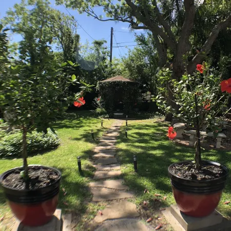 Avenue O Bed and Breakfast