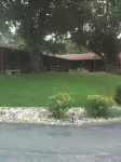 Riverview Lodge Hotel dekat Nuui Cunni Native American Intertribal Cultural Center and Museum